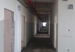 輕質(zhì)隔墻板鑲嵌式輕鋼結(jié)構集成房及施工方法